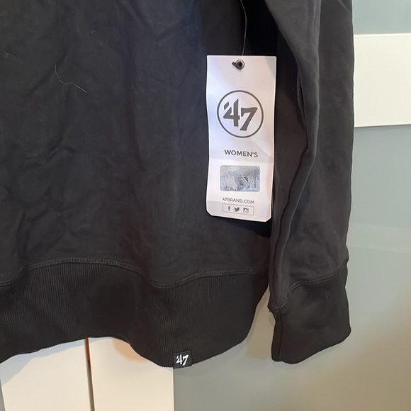 Blackhawks sequin sweatshirt ‘47 brand - Picture 3 of 6